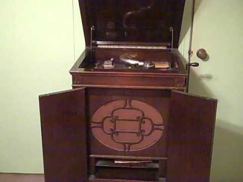 BOB HARING COLONIAL CLUB ORCH. - AIN'T WE CARRYIN' ON - ROARING 20'S BRUNSWICK