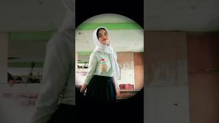 Download lagu asupan cewek cantik smp pemersatu bangsa #repost @smpviral804 mp3