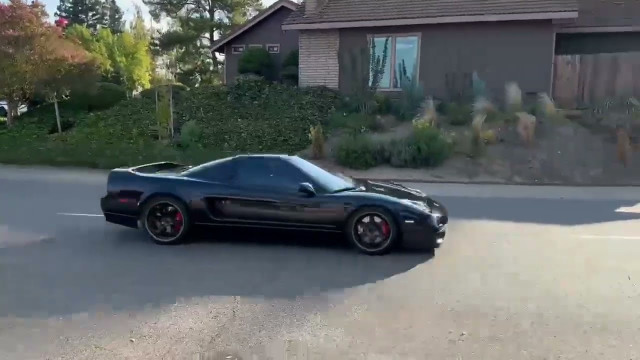 This 1992 Acura NSX Combines a Six-Speed Manual With a