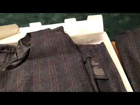 download lagu mp3 mp4 Custom Tweed Jacket, download lagu Custom Tweed Jacket gratis, unduh video klip Custom Tweed Jacket