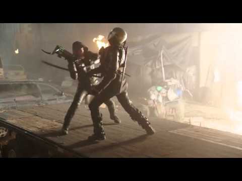 2046 Old Oliver Queen Green Arrow Fight Scene in DC's Legends of Tomorrow