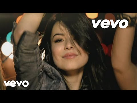 Miranda Cosgrove - Dancing Crazy