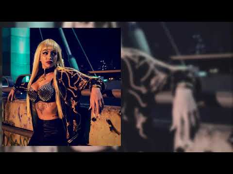 Todo te duele Lady shake letra oficial