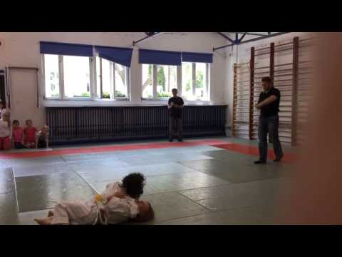 trim 728166C6 53AB 4911 9020 7468DCB57053