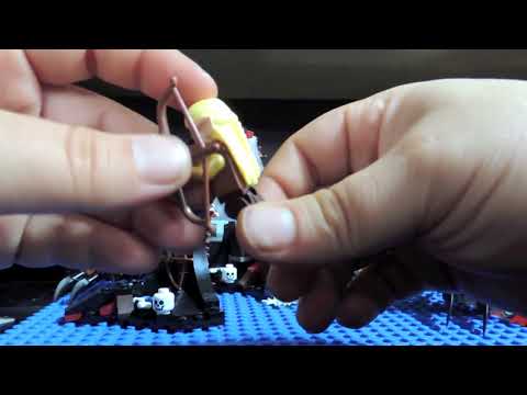 LEGO The Hobbit An Unexpected Journey 79001 Escape From Mirkwood Spiders Review  LEGO 79001