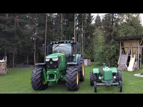 John Deere 6215
