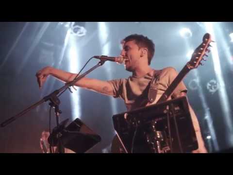 download lagu mp3 mp4 Huevo Banda, download lagu Huevo Banda gratis, unduh video klip Huevo Banda