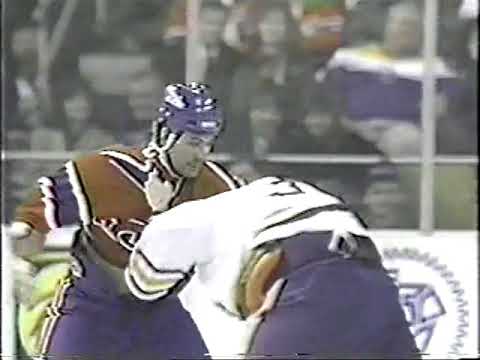 Mario Roberge vs Matthew Barnaby
