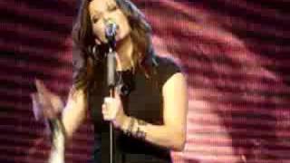 Martina McBride - Help Me Make It Through The Night