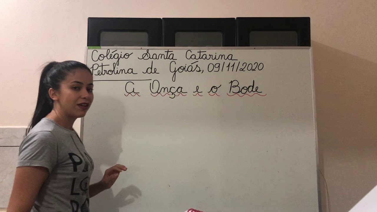 Watch Now Produção de texto: A Onça e o Bode. Letra cursiva ✍️. Produção de texto: A Onça e o Bode. Letra cursiva ✍️.
