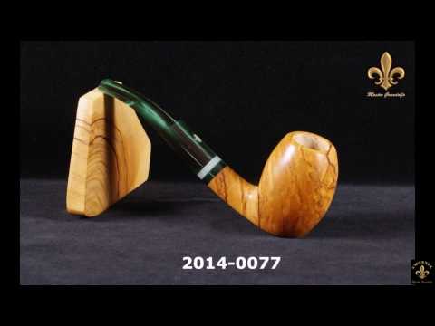 2014-0077 "Egg half bent" olivewood pipe Mastro Grandolfo