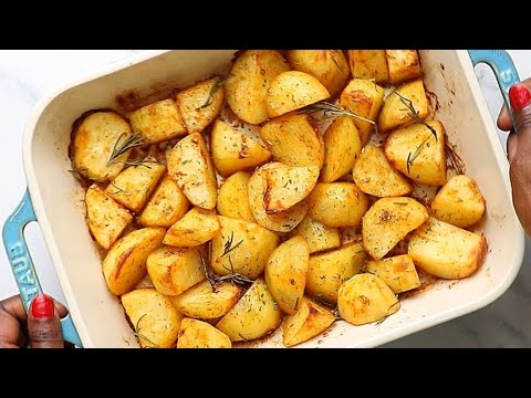 Garlic Rosemary Roasted Potatoes