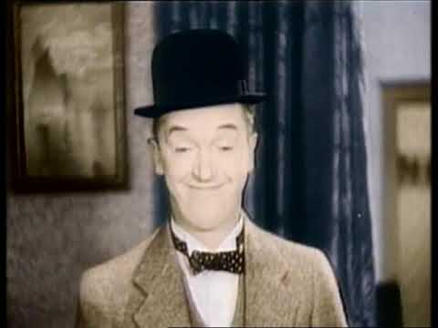 Stan Laurel & Oliver Hardy - Helpmates
