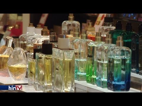 PANASZKÖNYV - Parfüm a piacról?