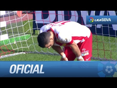 Remate de cabeza de Hemed que salva bajopalos Iborra