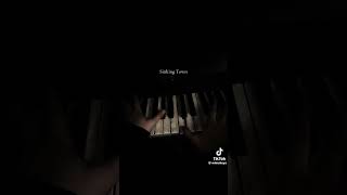 Cover art for 沈める街  / Sinking Town on an out of tune piano