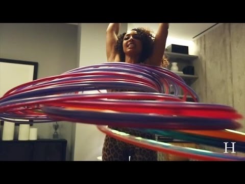 Marawa the Amazing Shows Off Her Hula Hoop Skills