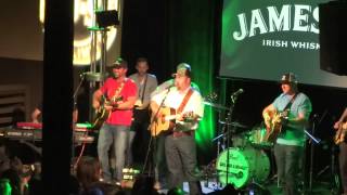Daryle Singletary &amp; The Peach Pickers - Too Much Fun (live)