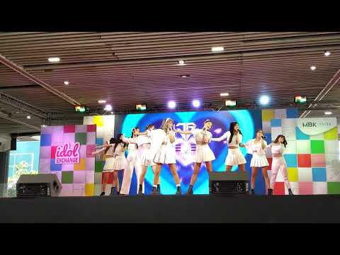 Jewel Girls @ Idol Exchange "Sport Day" - MBK【4K】