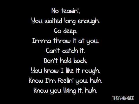 Videoclip de Skin (Album Version) — Rihanna