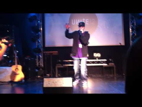 Unite12, talangen Simon beatboxar