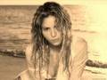 shakira illegal feat. carlos santana 