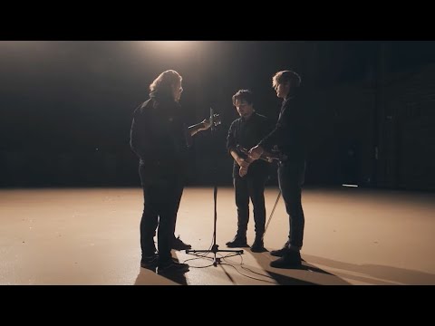 Milky Chance & Lewis Capaldi - No Woman (Whitney Cover)
Milky Chance & Lewis Capaldi - No Woman (Whitney Cover)