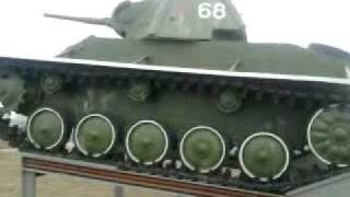 preview picture of video 'T-70M Soviet light tank.Volgograd city.'