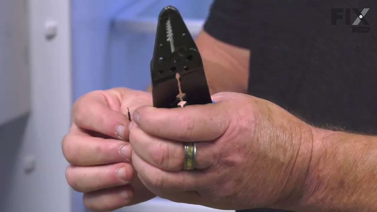 Replacing the Refrigerator Temperature Sensor