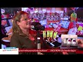 Wendy schiet vol bij haar donatie - Inzamelactie Sintvoorieder1 Alphen aan den Rijn