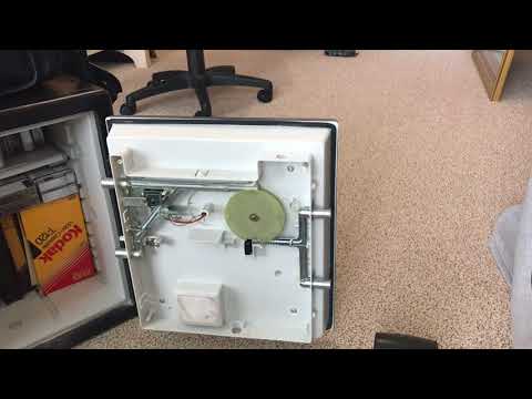 Permanently fixing a broken electronic sentry safe