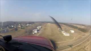 preview picture of video 'Cessna Skyhawk 172 N5084R Landing and Taking Off Rio WI, Gilbert Field 94C'