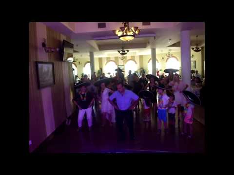 DJ Retro - zabawy przebierane i tańce! Dj na wesele, DJ weselny, wesele, atrakcje, animacje, taniec