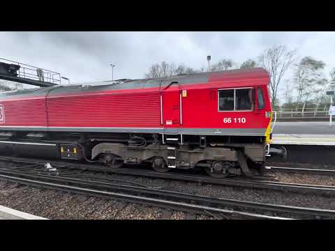 66 110 Passes Three Bridges working 6M23 Newhaven Marine Aggregates to Cricklewood Aggregates
