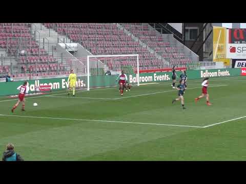 SV Zulte Waregem - Club YLA on 20.12.2025: a header for the home team