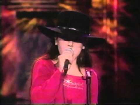 Kree Harrison sings on Rossie ODonnell