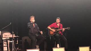 CHANGE - Charlie Puth ft. James Taylor (Live in Voicenotes Tour 2018)