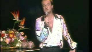 Peter Allen &amp; Olivia Newton John - &#39;Tenterfield Saddler&#39;.