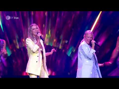 Linda Hesse & Julia Lindholm (2THEMOONBEATS) - Yes Sir I can Boogie - (Zarrella Show, 23.08.2025)