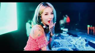 Download lagu DJ Remix Shi Ni - Meng Ran - (是你-梦然) mp3