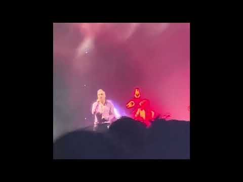 Morrissey - Happy New Tears (Make Up Is A Lie Bonus Track) All rights belong to copyright holders. 