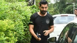 Download lagu John Abraham snapped post salon session in bandra. mp3 Download lagu John Abraham snapped post salon session in bandra. mp3