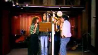 Enfoirés 1986 _ &#39;&#39;La chanson des Restos&#39;