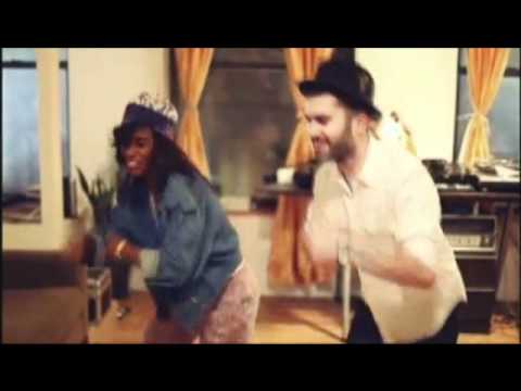 Duck Sauce - Barbra Streisand VS CHECCO ZALONE - angela