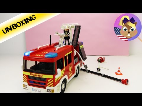 PLAYMOBIL Huge FIRETRUCK 5363 with Lights and Sound! Equipment for the Fire Brigade! Demo