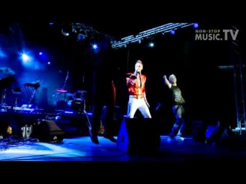 Sunstroke Project - Walking in the Rain (Live).mp4