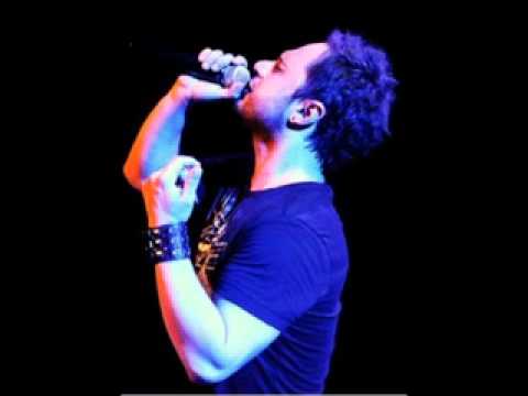 OZGUN SADECE ARKADASIZ ŞUAN RADIO CITY DE