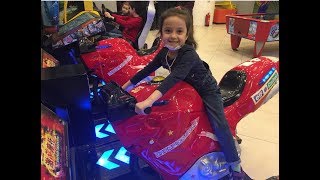 Playland oyun ve eğlence alanında güzel vakitler -eğlenceli çocuk videosu