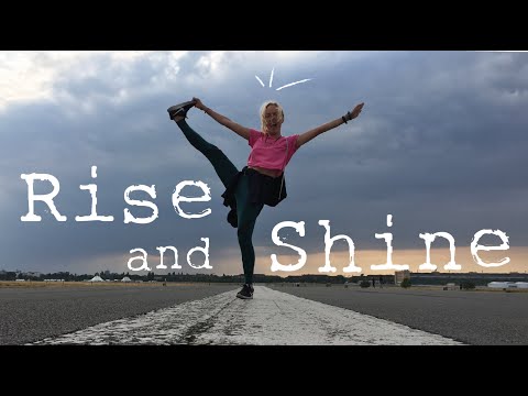 Movement Medicine - Rise & Shine ☀️ // 5 Minute Morning Movement Routine Follow Along