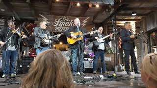 RUSSELL MOORE &amp;111RD TYME OUT BLUEGRASS SINGS &quot;THE OLD OLD HOUSE&quot;A BILL MONROE SONG (IN TENN 7/2021)